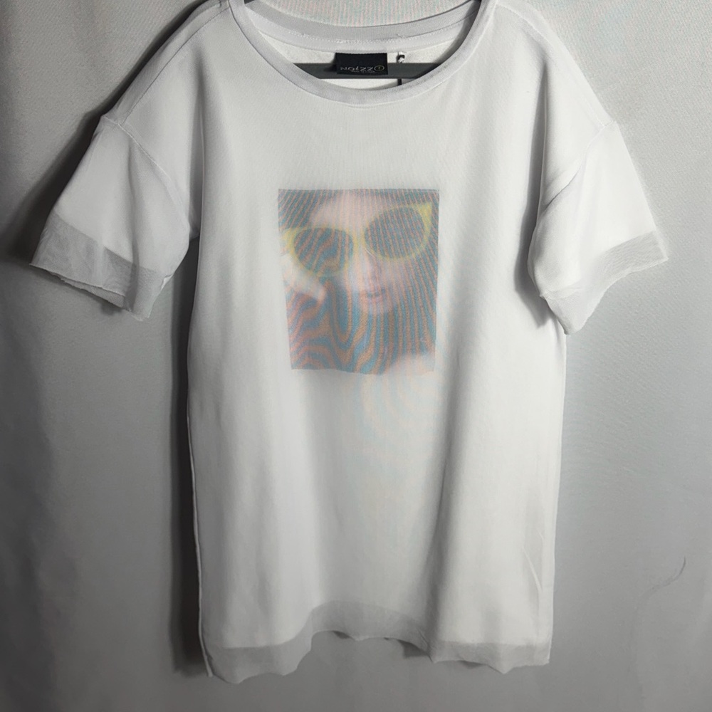 Noizz White Mesh Overlay Graphic Los Angeles Tee Size 7 NWT Summer Sunglasses